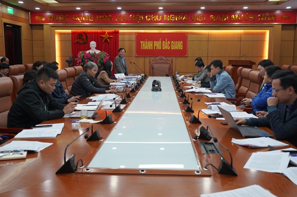 Tổ công tác tỉnh thẩm định hồ sơ đề nghị đạt chuẩn “Chính quyền thân thiện” tại thành phố Bắc Giang