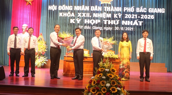 Khai mạc kỳ họp thứ nhất- HĐND thành phố Bắc Giang khóa XXII, nhiệm kỳ 2021- 2026