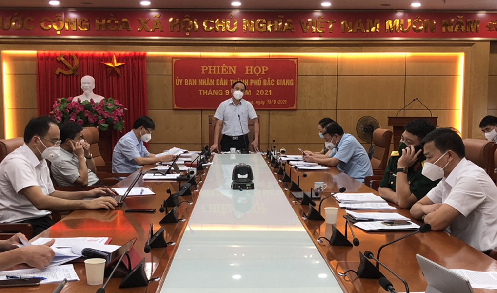 Phiên họp UBND thành phố Bắc Giang tháng 9/2021