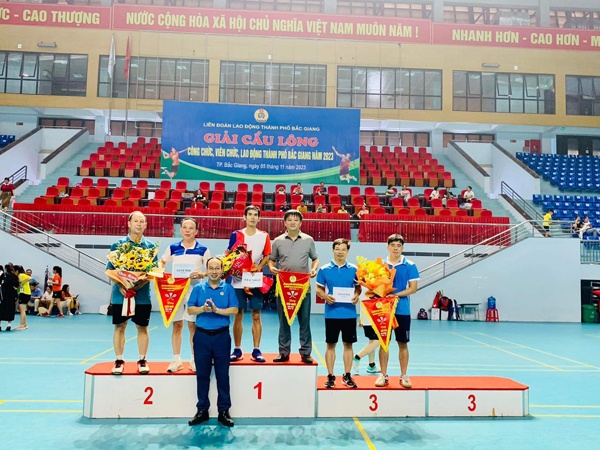 Giải Cầu lông công chức, viên chức, lao động thành phố Bắc Giang năm 2023