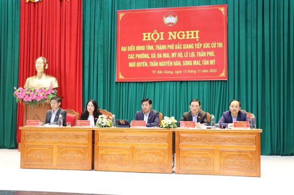 Đại biểu HĐND tỉnh, thành phố tiếp xúc cử tri 16 phường, xã thành phố Bắc Giang