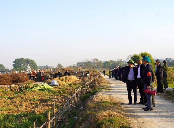 Tổ chức cưỡng chế thu hồi đất thực hiện Dự án Mở rộng nghĩa trang xã Tân Tiến, TP Bắc Giang