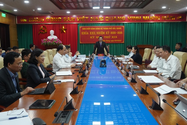 Ban chấp hành Đảng bộ thành phố tổ chức kỳ họp thứ XIX khoá XXII nhiệm kỳ 2020-2025