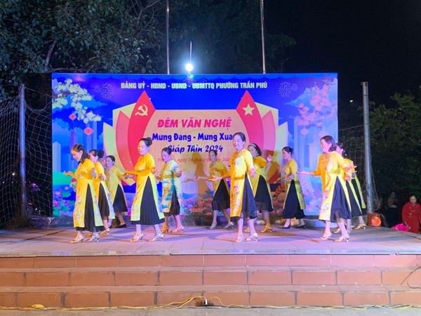 Trần Phú tổ chức Đêm giao lưu văn nghệ mừng Đảng – Mừng xuân