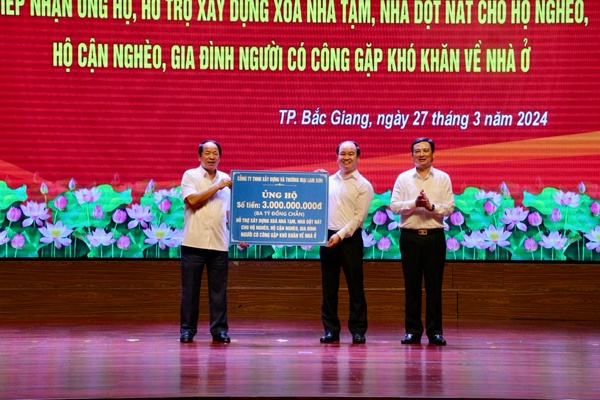 Ban Chỉ đạo 702 TP Bắc Giang tổ chức Hội nghị tiếp nhận ủng hộ và trao hỗ trợ xây dựng xóa nhà...